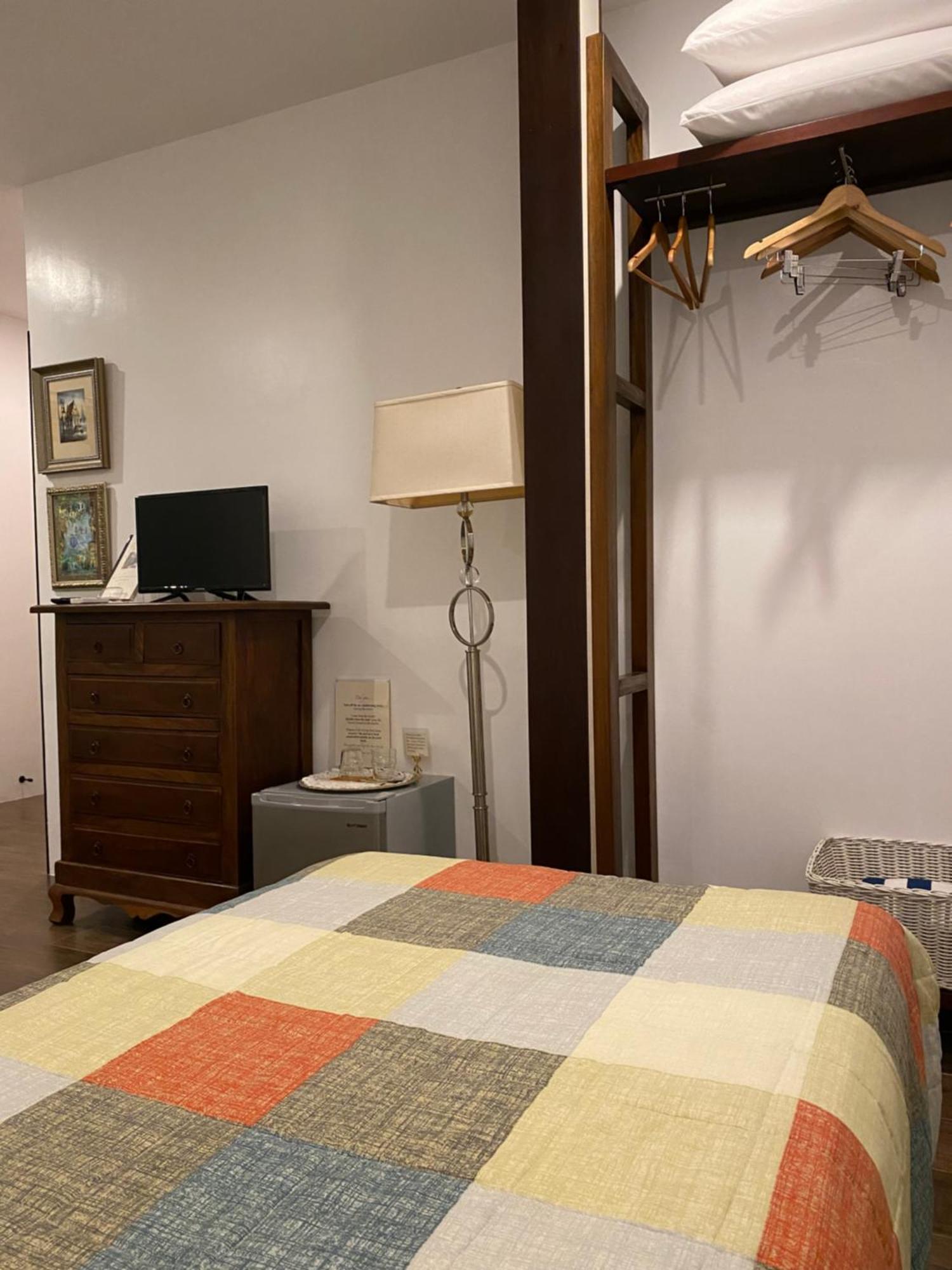 Bacnotan Balai Benedicere Bed & Breakfast المظهر الخارجي الصورة